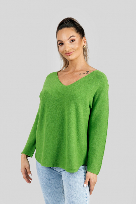 Pulover casual verde praz cu maneci liliac