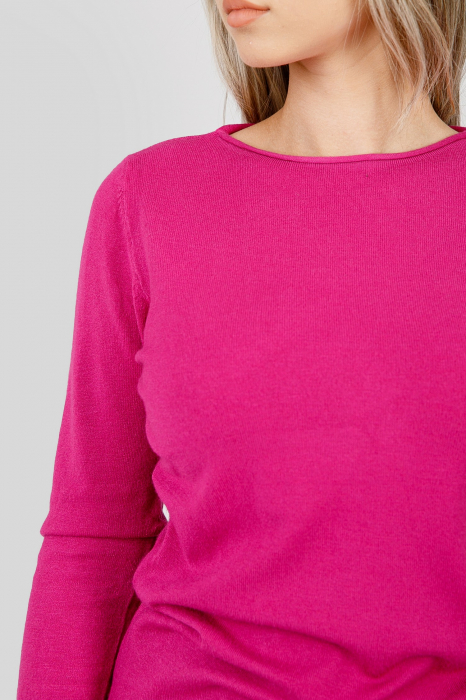 Pulover clasic ciclam cu decolteu barcuta [2]