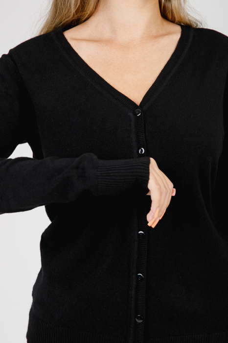 Pulover clasic negru cu nasturi [2]