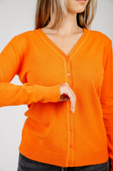 Pulover clasic orange cu nasturi [2]