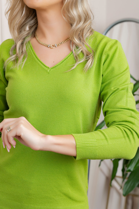 Pulover Gabriella din tricot subtire cu decolteu in V - Verde praz [2]