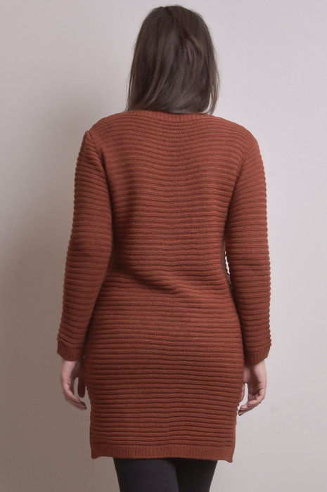 Pulover lung caramiziu cu model impletit [4]