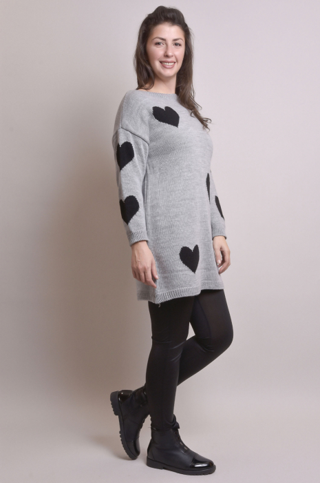 Pulover lung gri cu inimioare negre [7]