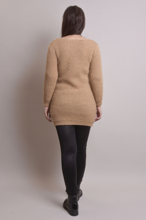 Pulover pufos bej tip rochie [7]