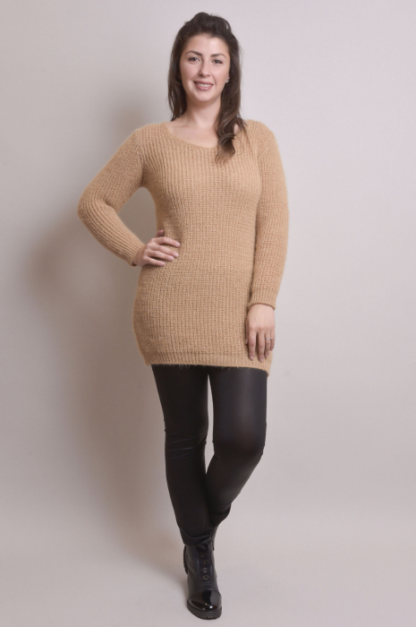 Pulover pufos bej tip rochie [5]