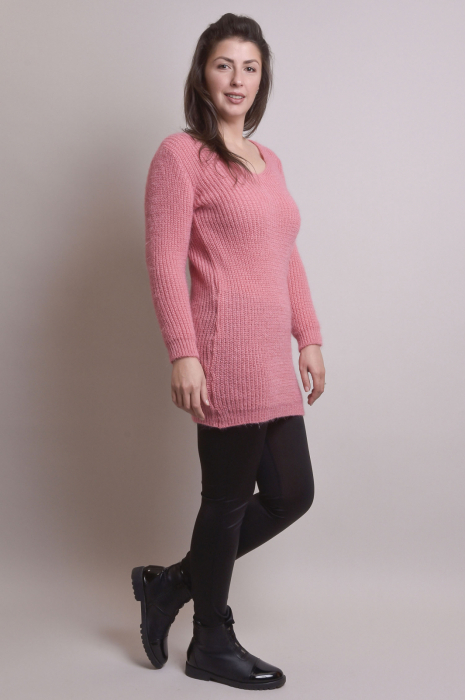 Pulover pufos roz tip rochie [6]