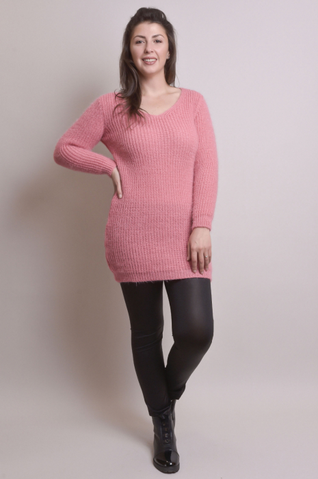 Pulover pufos roz tip rochie [5]