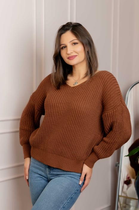 Pulover tricot gros Amy cu decolteu in V - Maro [2]