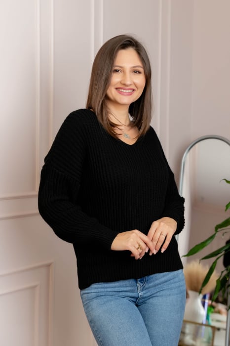 Pulover tricot gros Amy cu decolteu in V - Negru [2]