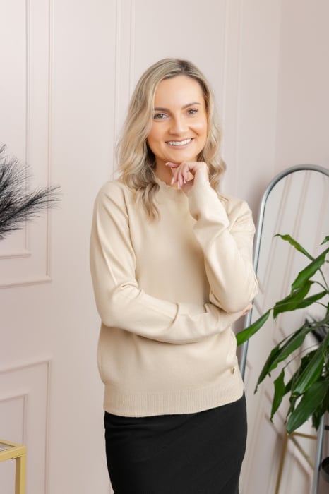 Pulover tricotat fin cu detalii ondulate Caroline - Crem [1]