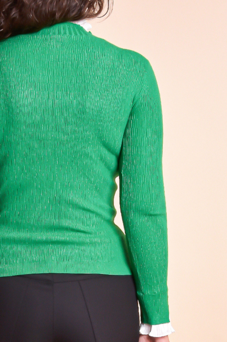Pulover verde smarald cu guler si maneci creponate [5]