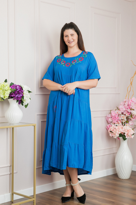 Rochie albastra boho chic cu aplicatie florala pe bust [4]