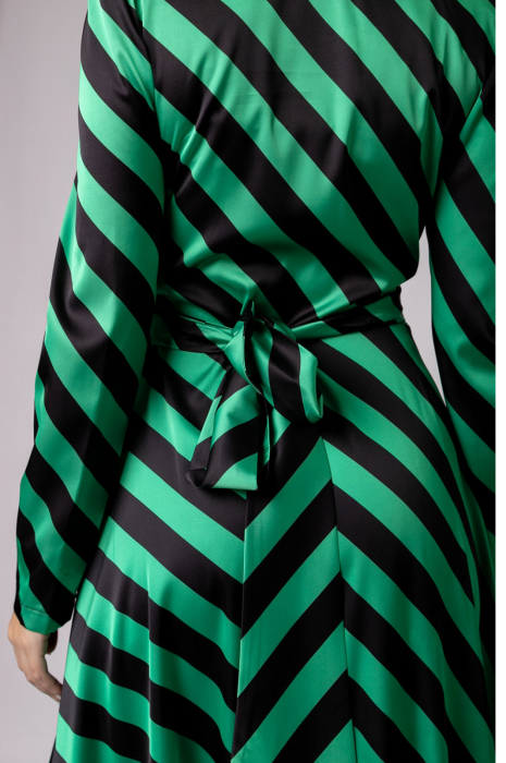 Rochie eleganta cu dungi verzi si negre si aspect petrecut [3]