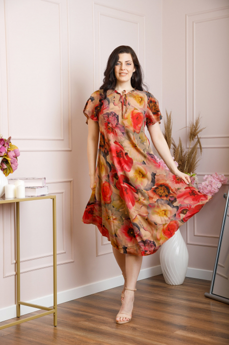 Rochie eleganta Penelope cu baza asimetrica si imprimeu floral - Bej cu rosu