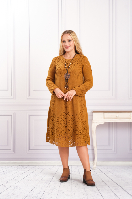 Rochie  coniac boho chic tricotata cu detaliu perforat [4]