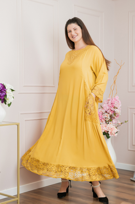 Rochie galbena boho chic cu aplicatii florale din dantela [4]