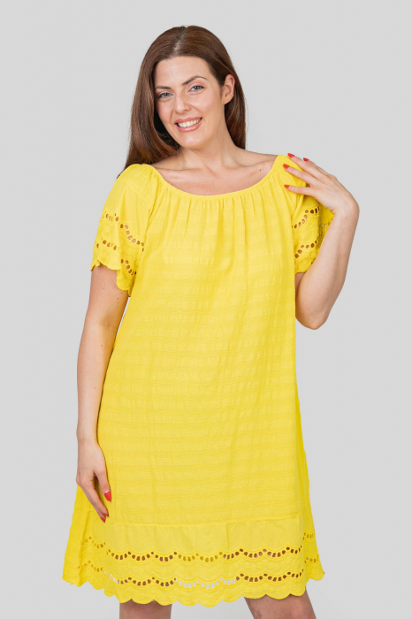 Rochie galbena cu detaliu perforat [2]