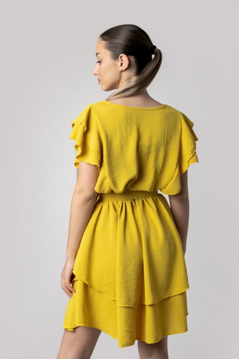 Rochie galbena cu volane si centura in talie [3]
