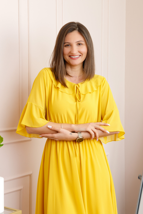 Rochie galbena vaporoasa cu elastic in talie si volanas la decolteu Allegra [2]