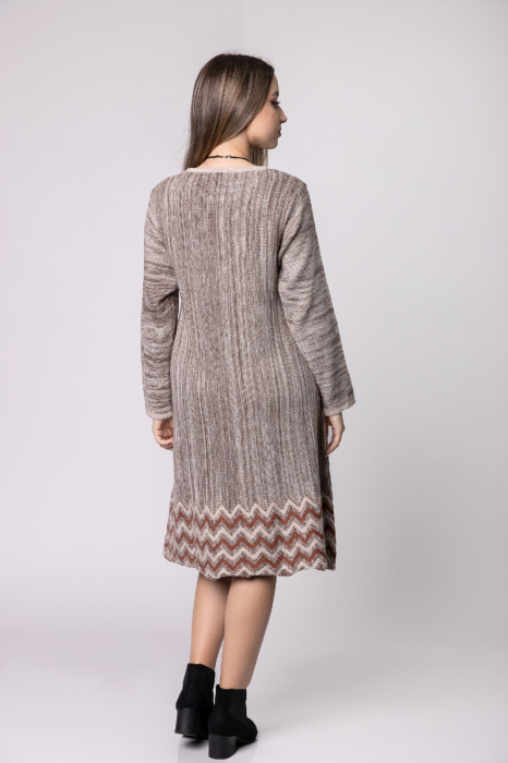 Rochie bej boho chic cu model geometric [4]