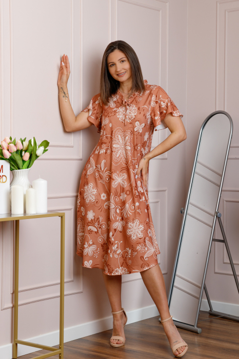 Rochie midi caramizie cu imprimeu floral ivoire si snur la decolteu Shelby [3]