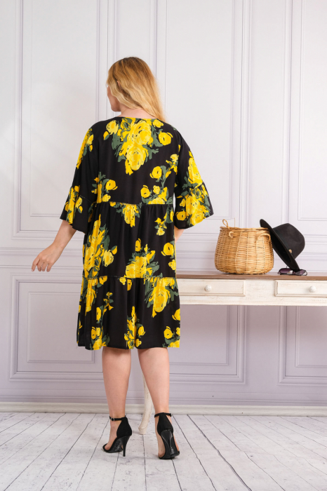 Rochie neagra midi boho chic cu imprimeuri florale galbene [3]