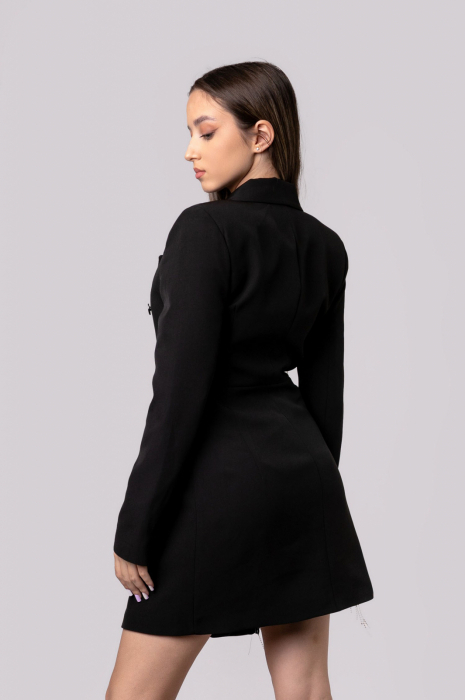 Rochie neagra tip sacou cu strasuri decorative [5]