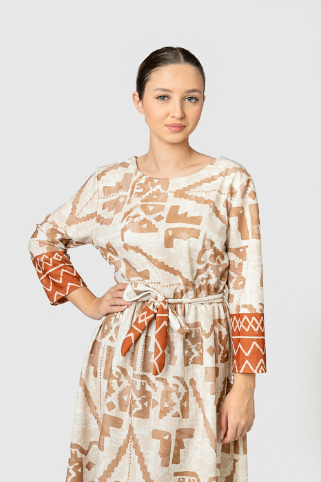 Rochie office crem cu imprimeuri geometrice maro si cordon in talie [3]