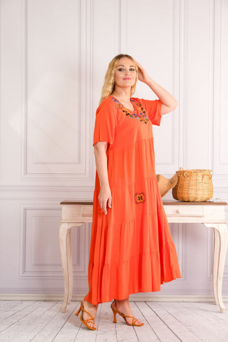 Rochie orange boho chic cu aplicatie florala pe bust [4]