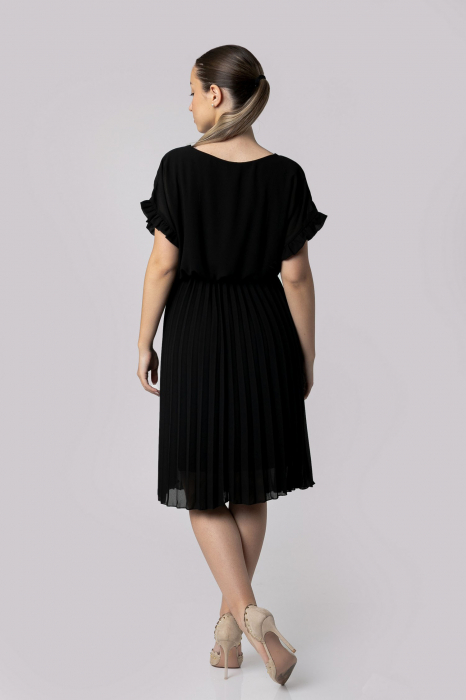 Rochie plisata neagra cu cordon in talie [3]