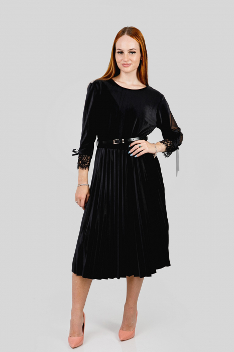 Rochie plisata neagra din catifea cu dantela si curea in talie [4]