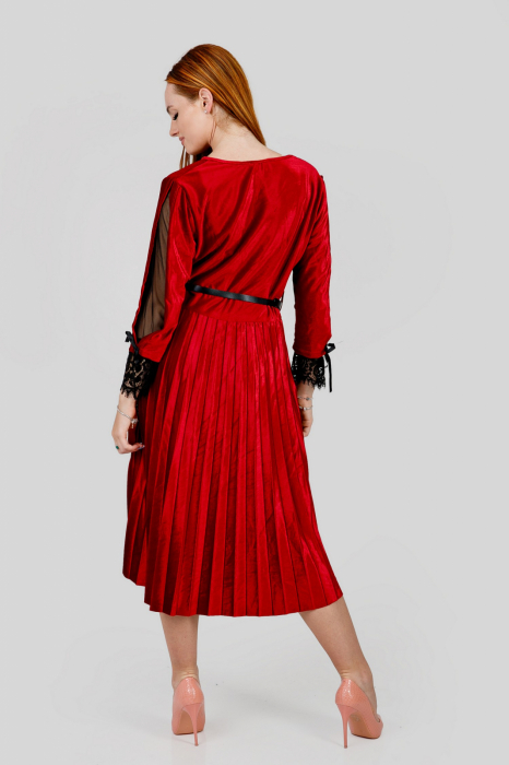 Rochie plisata rosie din catifea cu dantela si curea in talie [3]