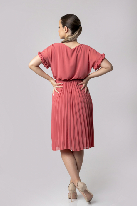 Rochie plisata roz somon cu cordon in talie [3]