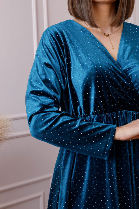 Rochie plus size Eveline din catifea turcoaz cu strasuri [2]