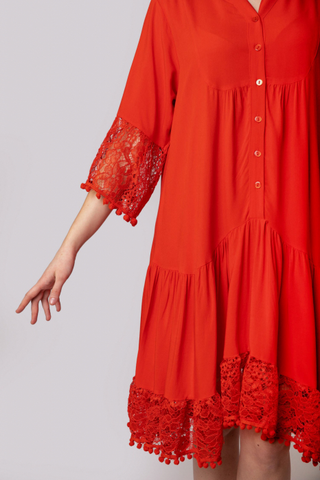 Rochie rosie boho chic cu volane si nasturi [2]