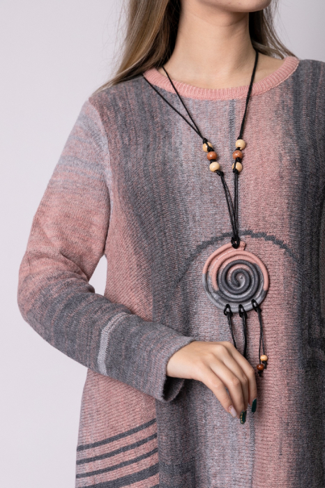 Rochie roz boho chic tricotata cu baza asimetrica [2]