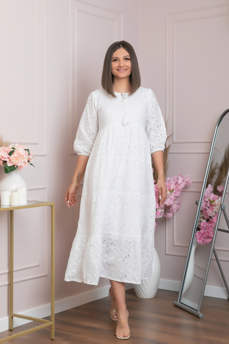 Rochie traditionala alba cu model perforat Bianca 01 [4]