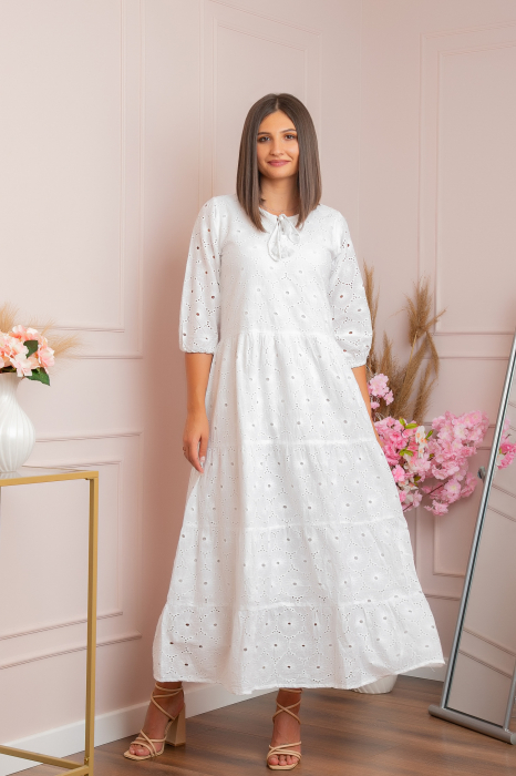 Rochie traditionala alba cu model perforat Bianca 03 [4]