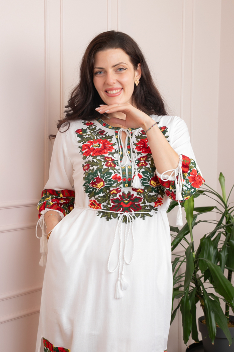 Rochie traditionala alba cu motiv floral multicolor Mihaela 02 [2]