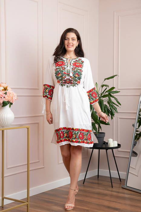 Rochie traditionala alba cu motiv floral multicolor Mihaela 02 [4]