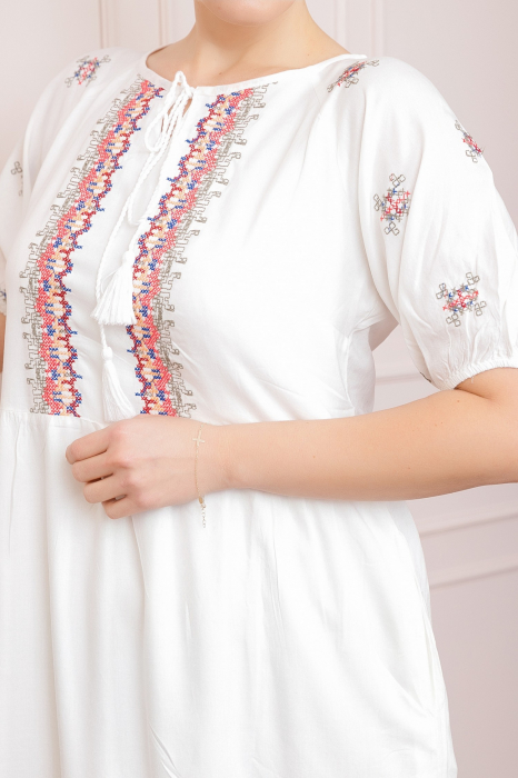 Rochie traditionala alba cu motiv geometric multicolor Aniela [2]