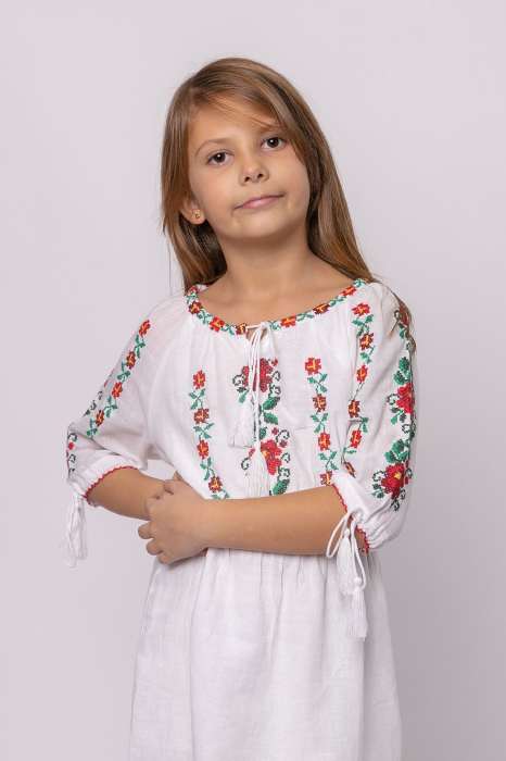 Rochie traditionala alba pentru fetite cu motiv floral rosu Ariana [2]