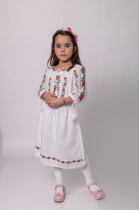 Rochie traditionala alba pentru fetite cu motiv floral rosu Ariana [5]