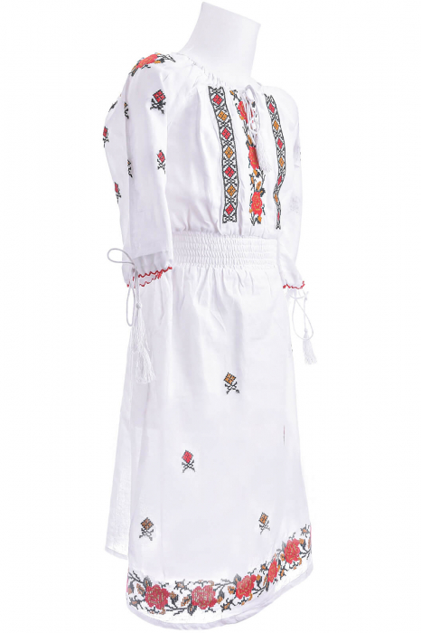 Rochie traditionala alba pentru fetite cu motiv floral rosu Catrinel [2]