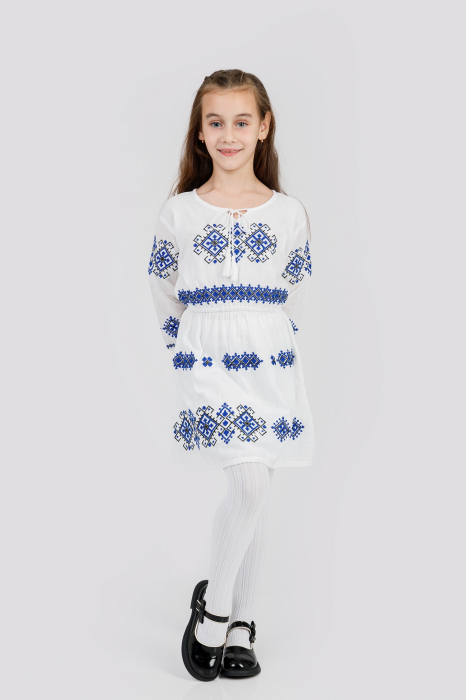 Rochie traditionala alba pentru fetite cu motiv geometric albastru Doris 01 [3]