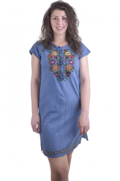 Rochie traditionala albastra cu motiv floral multicolor Lorena