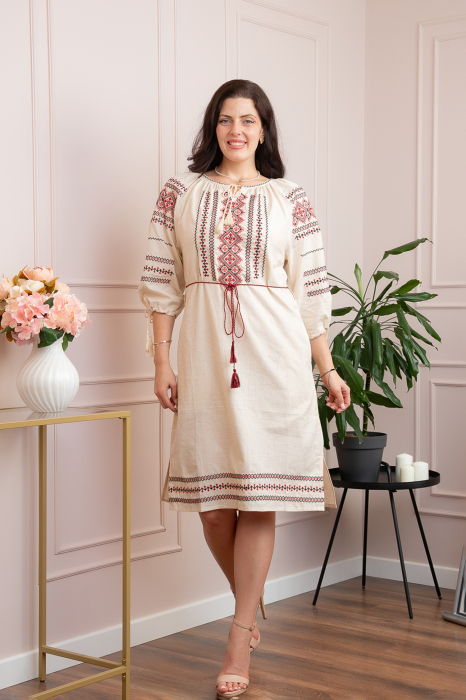 Rochie traditionala crem cu motiv geometric rosu Oana [4]