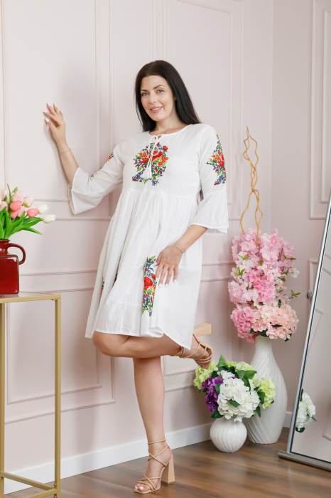 Rochie traditionala evazata alba cu motiv floral rosu Melania 02 [4]