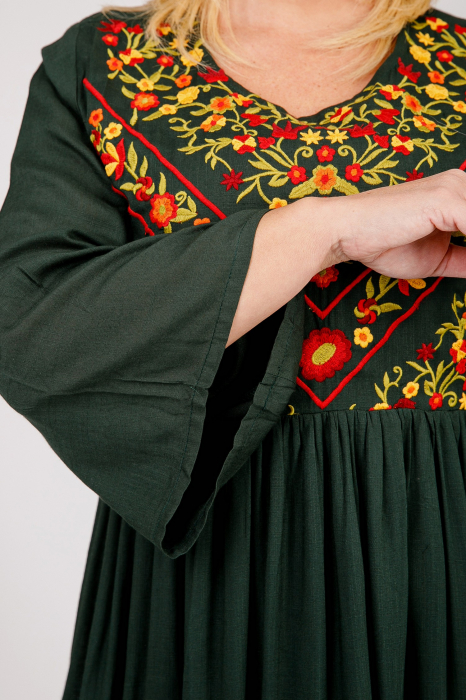 Rochie traditionala evazata verde cu motiv floral multicolor Ionela 03 [2]