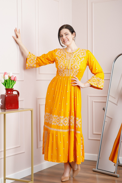 Rochie traditionala galbena cu motiv geometric crem Virginia 03 [4]